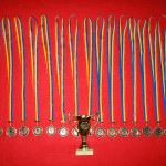 medalii si cupa pentru promovare